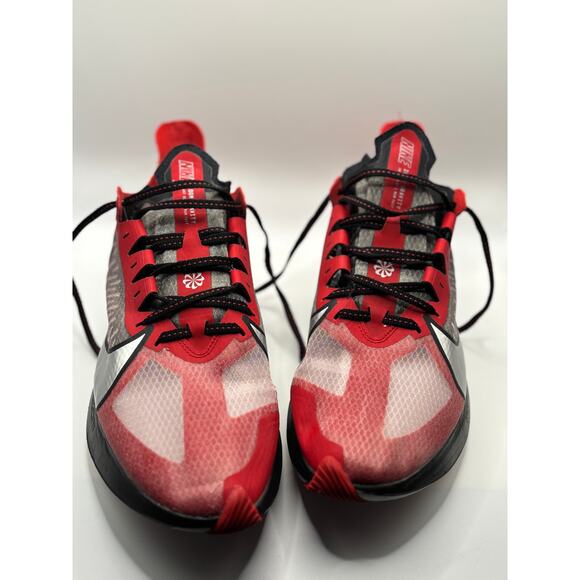 Nike Mens Zoom Gravity running Shoe in University Red & Silver - Picture 1 of 5
